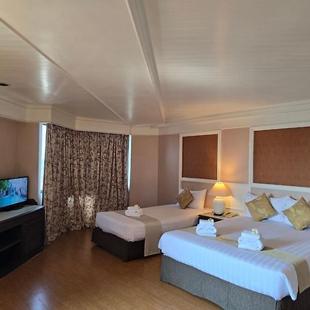 First Pacific Cirrus Hotel Патая Екстериор снимка