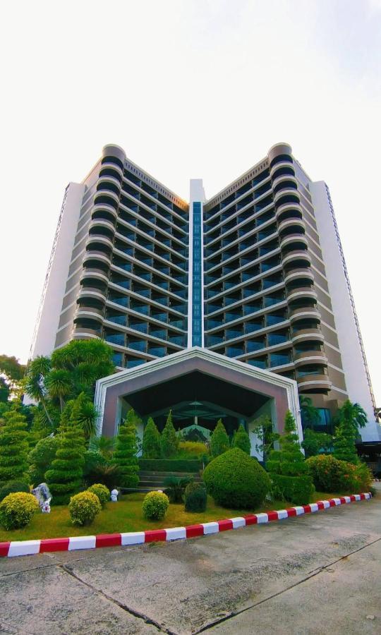 First Pacific Cirrus Hotel Патая Екстериор снимка