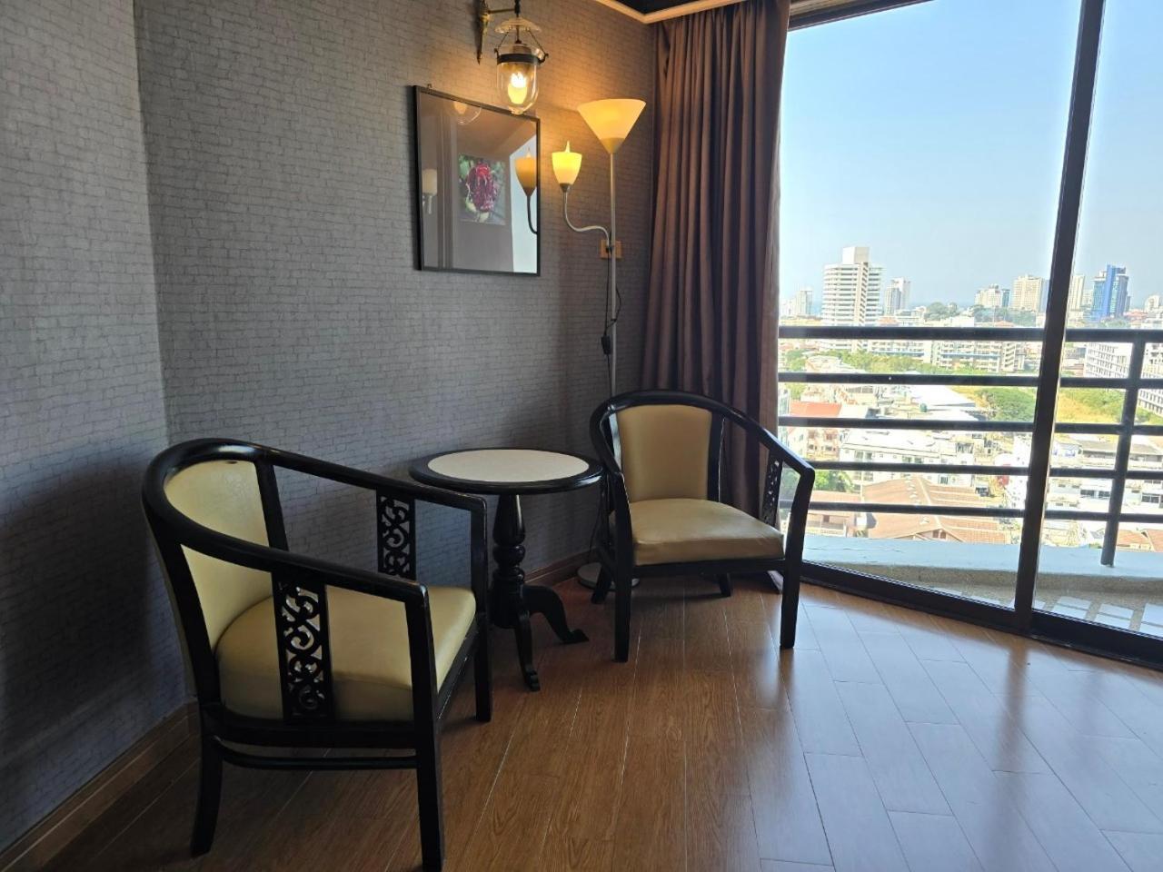 First Pacific Cirrus Hotel Патая Екстериор снимка