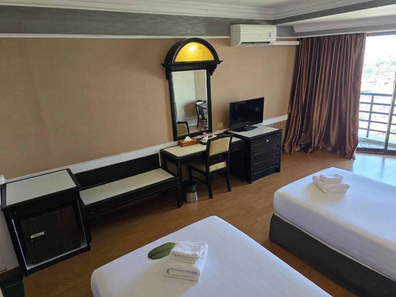 First Pacific Cirrus Hotel Патая Екстериор снимка