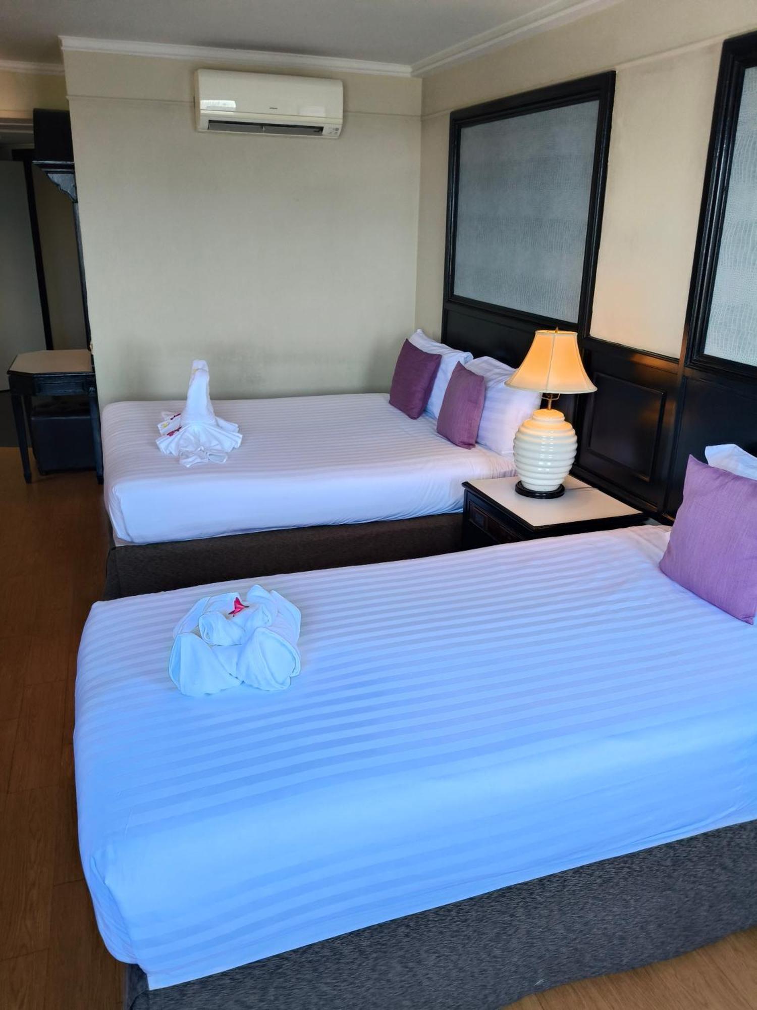 First Pacific Cirrus Hotel Патая Стая снимка